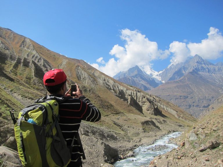 Aliyas Lake Trek