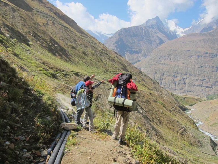 Aliyas Lake Trek