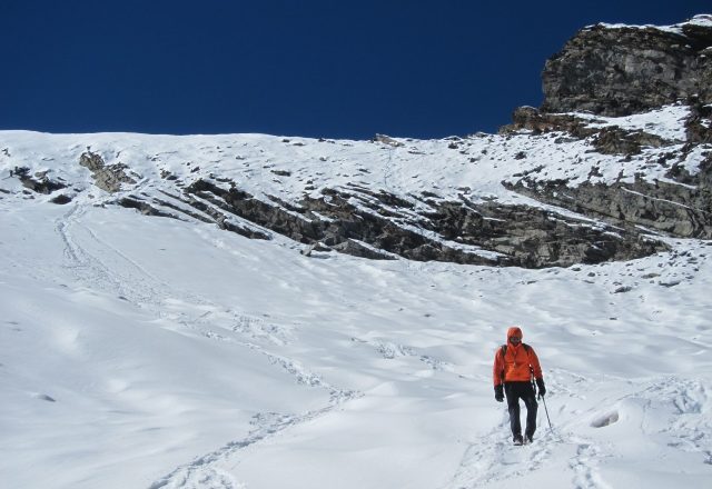 Dhumdhar Kandi Pass Trek