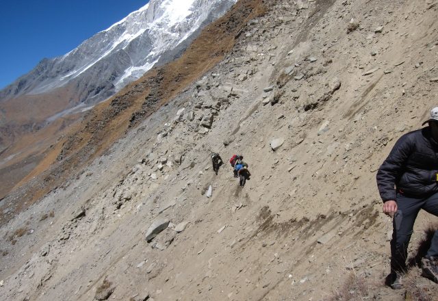Dhumdhar Kandi Pass Trek