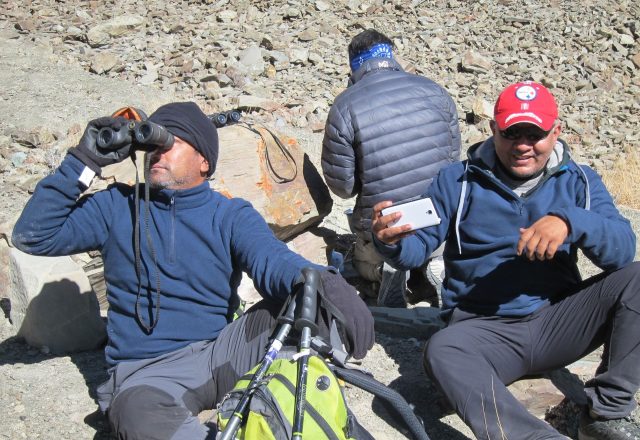 Extreme Winter Snow Leopard / Wildlife Search