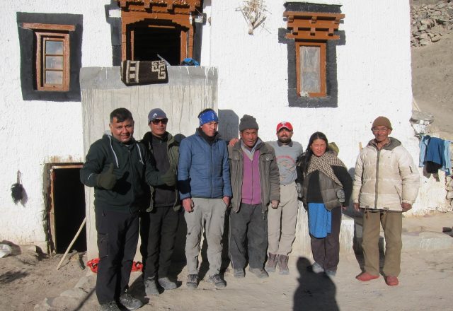 Extreme Winter Snow Leopard / Wildlife Search